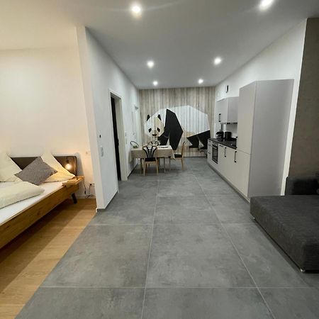 Neue Loft Im Alten Kelterhaus - Urlaub Im Wein- Und Ferienort Bekond Екстериор снимка