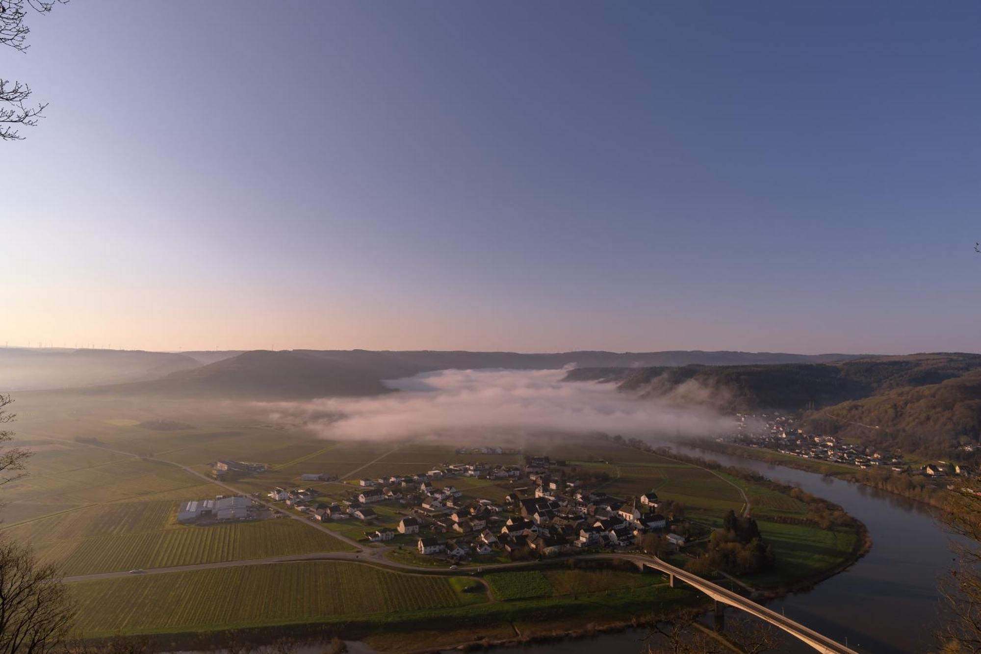 Neue Loft Im Alten Kelterhaus - Urlaub Im Wein- Und Ferienort Bekond Екстериор снимка